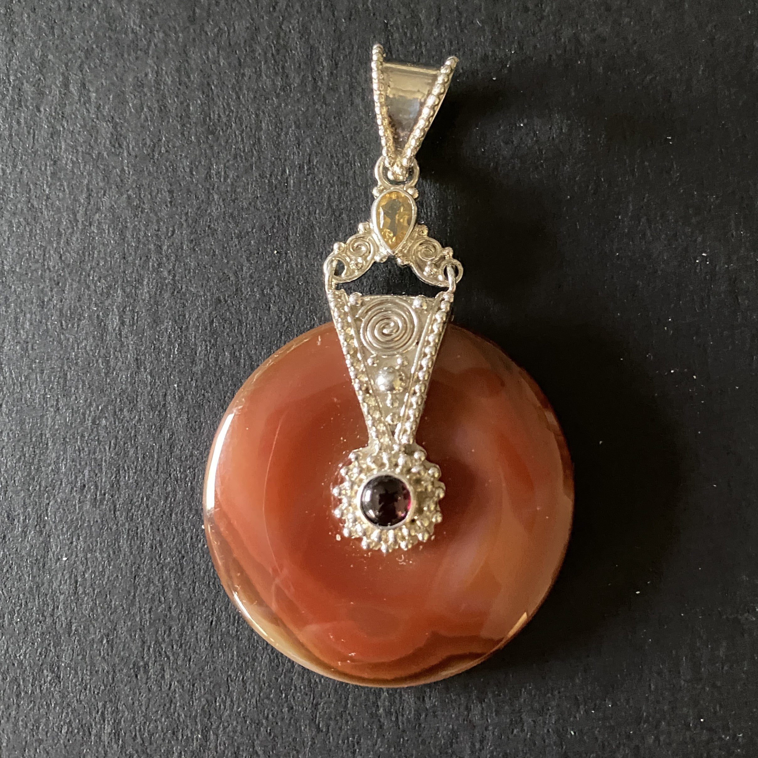 [韓国の人気ジュエリー] 925 silver. Carnelian necklace (10mm) Sterling Silver Carnelian Necklace Parkville Jewelers Shop
