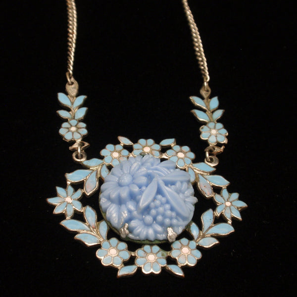 Coro pendant store