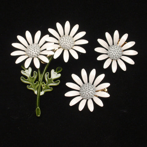Pale Grey Daisy Flower Pin & Earrings Set 1960s Flower Power
