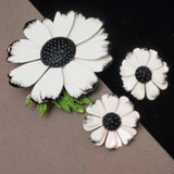 Black & White Set Brooch Pin Earrings Vintage 1960s Graphic
